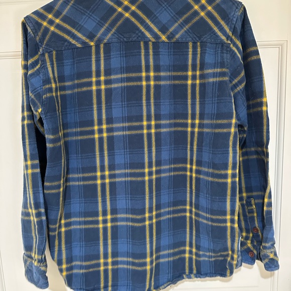 Quicksilver flannel -youth XL - Picture 2 of 4
